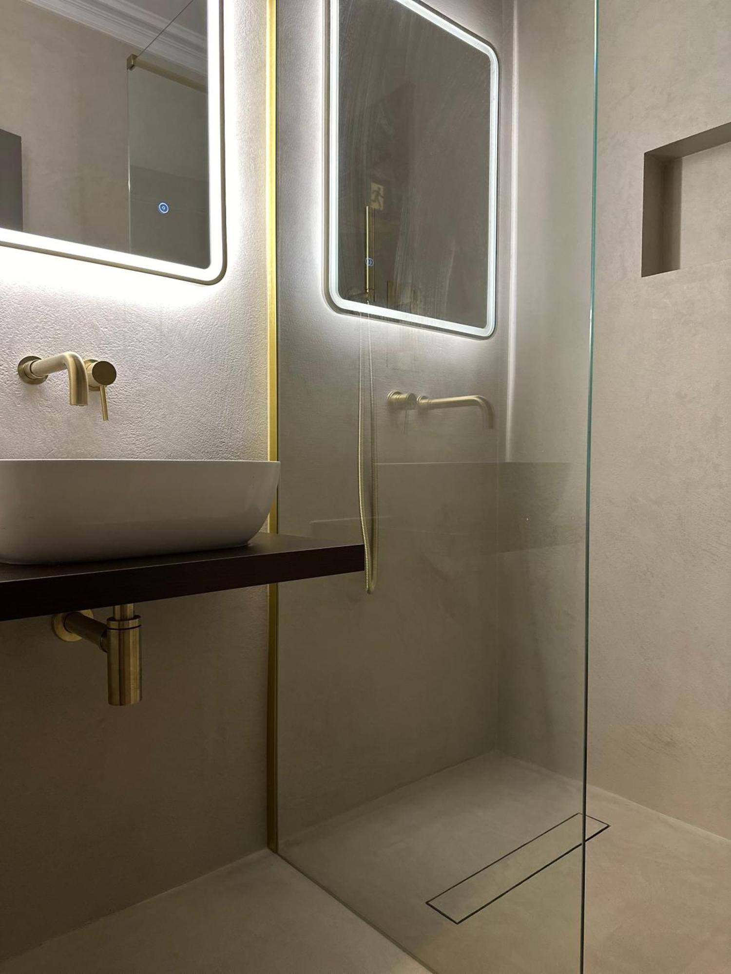 Magistrates Penthouse Suite - Town Centre Apartments With Spa Morpeth Eksteriør bilde