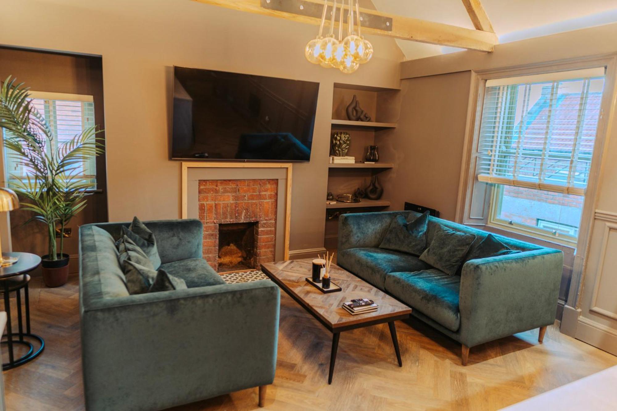 Magistrates Penthouse Suite - Town Centre Apartments With Spa Morpeth Eksteriør bilde